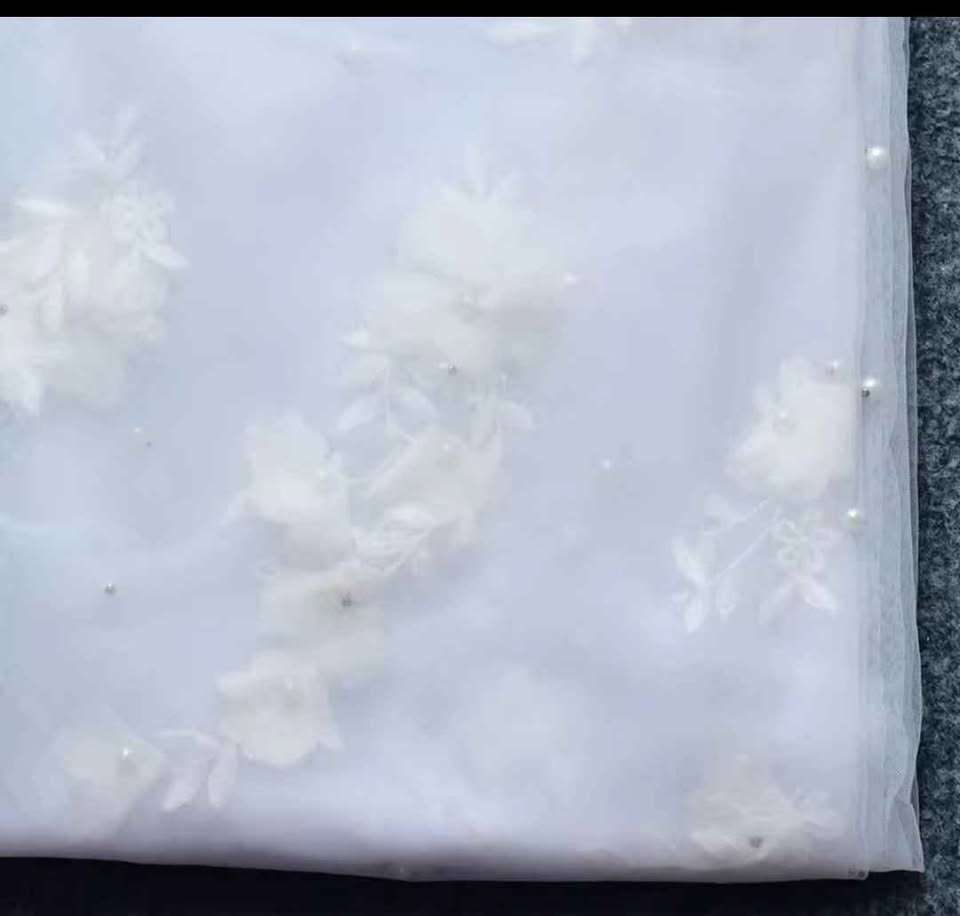 118 inch Flower Applique Veil - White or Ivory